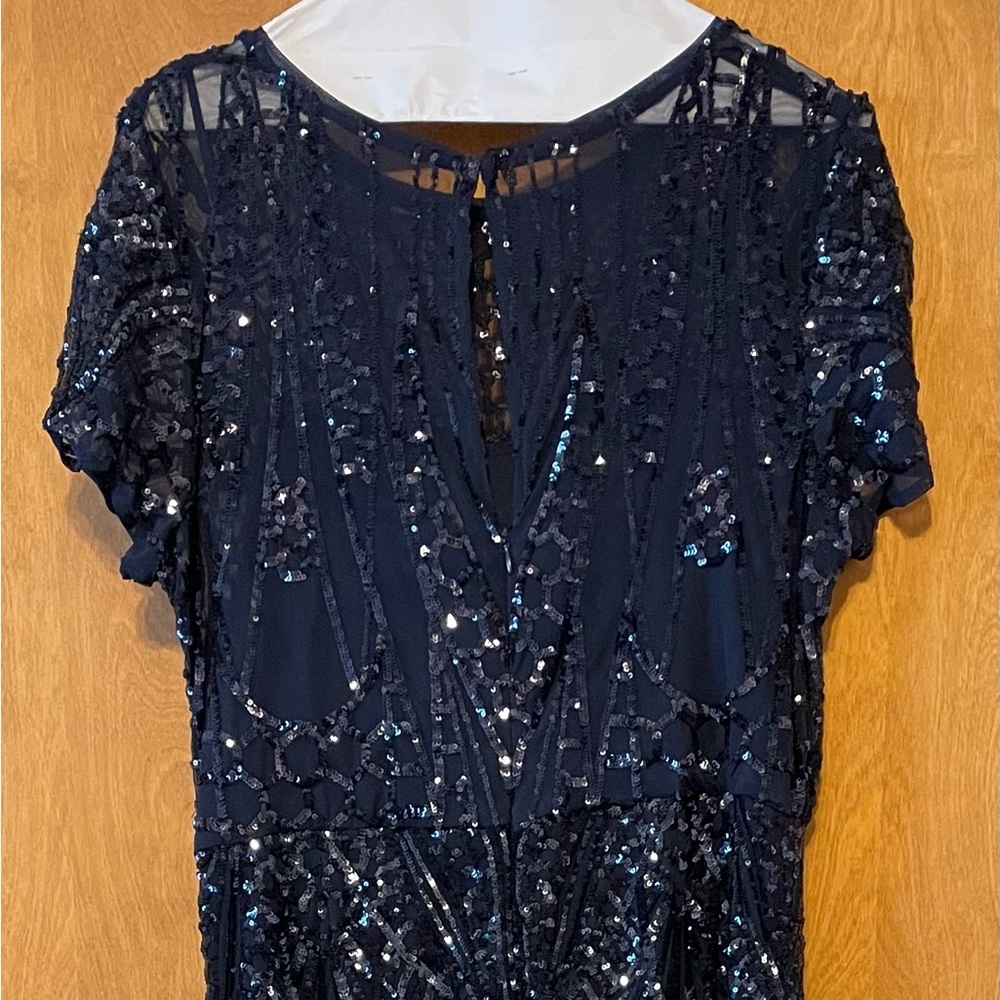Beautiful Navy sequin Mother of bride/groom dress size 16.